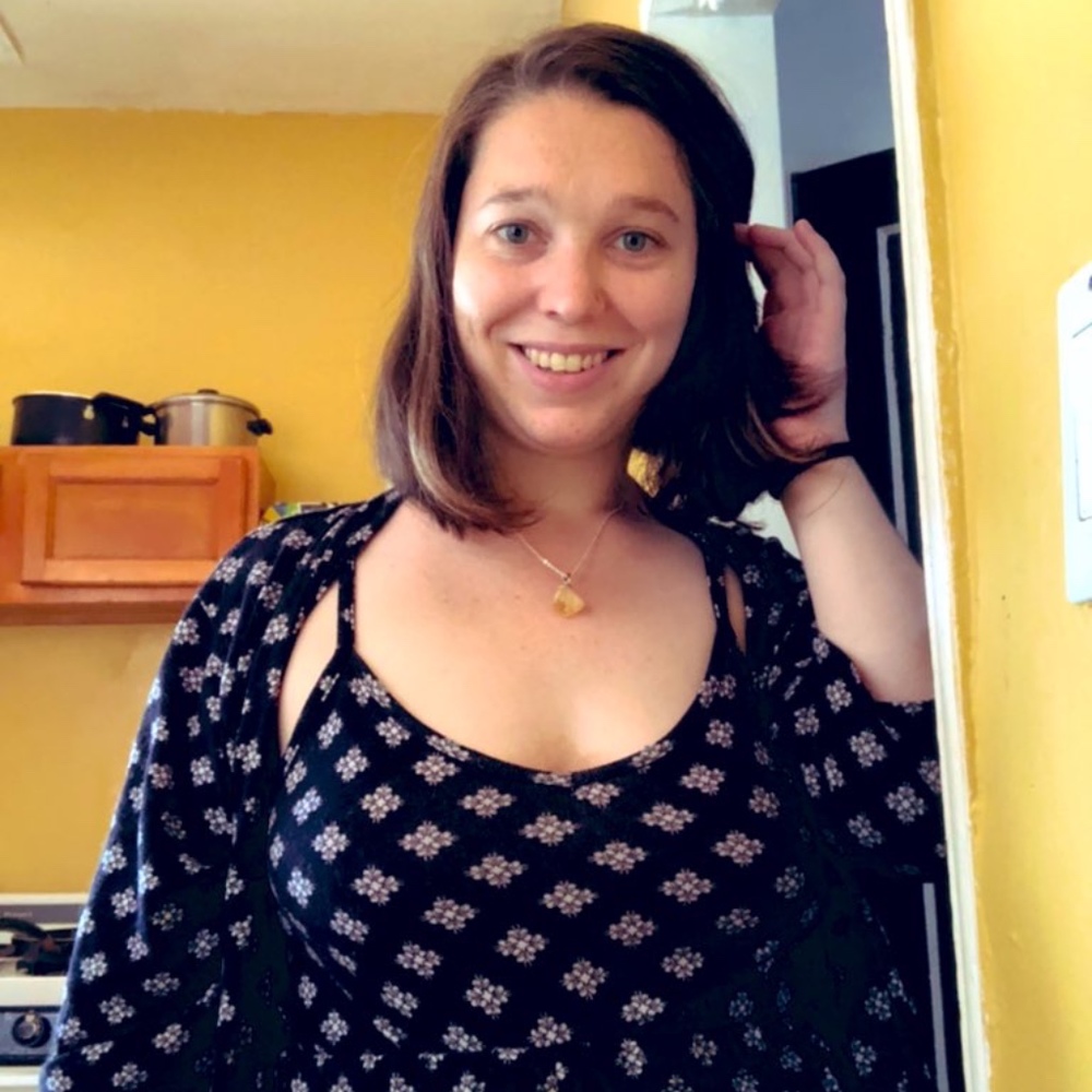 Meet your Posher, Alexandra
